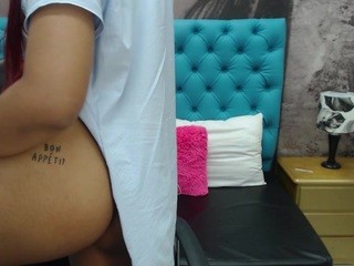 viollet-flame naked in her Live Sex Chat
