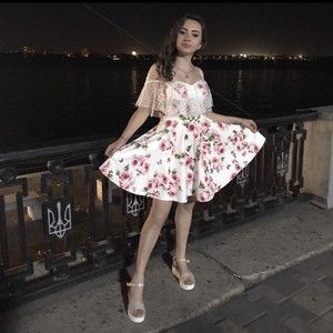 Virggini naked before webcam in live video chat