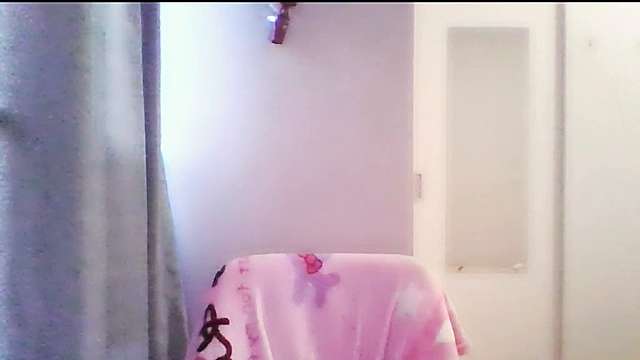 weilei6661 naked stripping on cam for live sex video chat