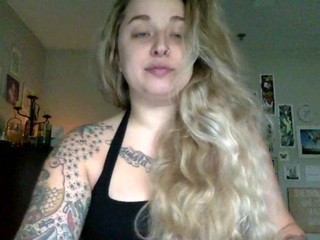 Ari A. naked in her Live Sex Chat