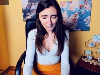 hotqueenle naked in her Live Sex Chat
