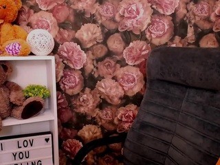 sakura-beil naked in her Live Sex Chat