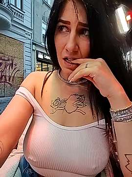 Samia_Lust naked stripping on cam for live sex video chat