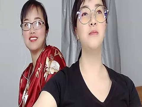 2HangFen naked stripping on cam for live sex video chat