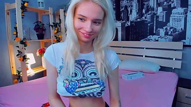 AlbertaLoren naked stripping on cam for live sex video chat