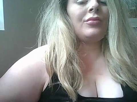 AlexandraMcqueen naked stripping on cam for live sex video chat