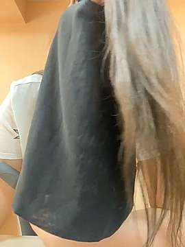 Anila_Dubai naked stripping on cam for live sex video chat