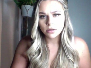 blondibigbutt naked in her Live Sex Chat