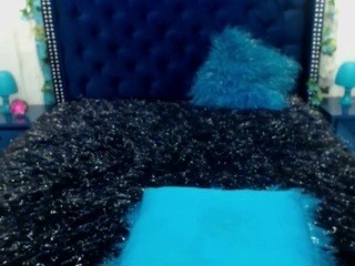 Danna-Khalifa naked in her Live Sex Chat