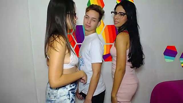 delicius_trium naked stripping on cam for live sex video chat