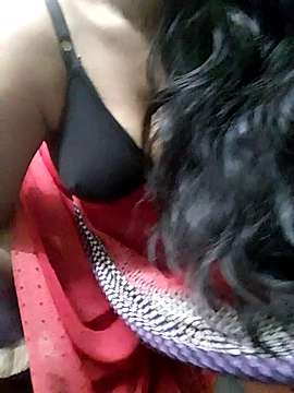 INDIANHOTQUEEN naked stripping on cam for live sex video chat