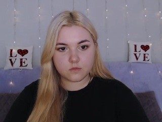 JaniceWard naked in her Live Sex Chat