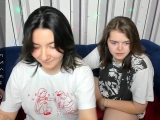 JennyandPat naked in her Live Sex Chat