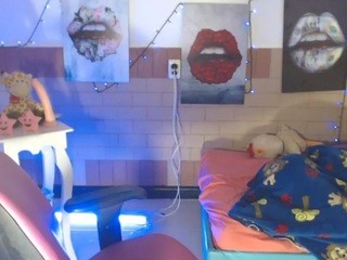 kandysuggar naked in her Live Sex Chat