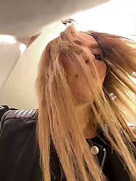 Luna__Fox naked stripping on cam for live sex video chat