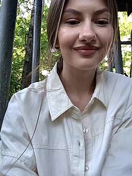 molly-fest_ naked stripping on cam for live sex video chat