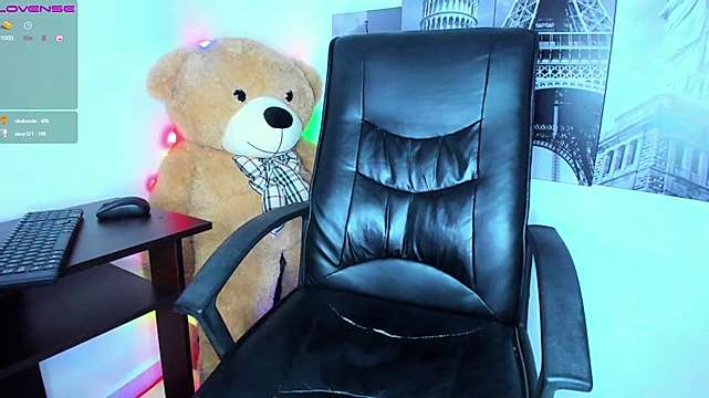 pink-kitty naked stripping on cam for live sex video chat