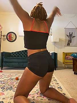 Sinderella_25 naked stripping on cam for live sex video chat