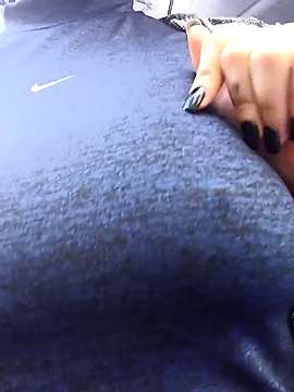 TIFANNY_QUEEN_ naked stripping on cam for live sex video chat