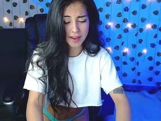 bela-snow9-18 naked in her Live Sex Chat