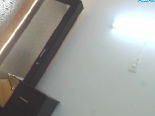 canela-skin1 naked in her Live Sex Chat