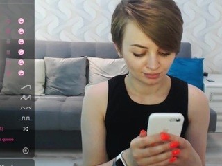 ChristinBerry7 naked in her Live Sex Chat