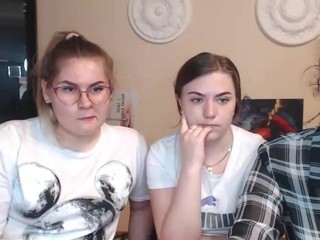DominicaSummer naked in her Live Sex Chat