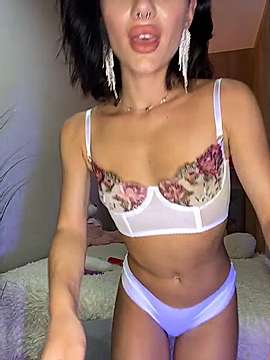 __Hard_Keeper naked stripping on cam for live sex video chat