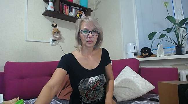 Pixie12 naked stripping on cam for live sex video chat