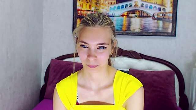 RossandaShy naked stripping on cam for live sex video chat