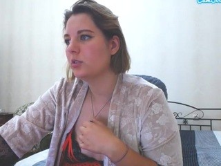 Adelaaa naked in her Live Sex Chat