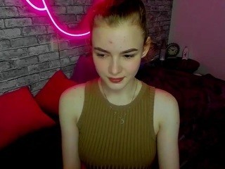 AlicefromLA naked in her Live Sex Chat