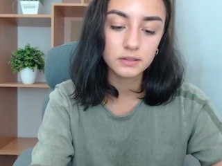AmiGami naked in her Live Sex Chat