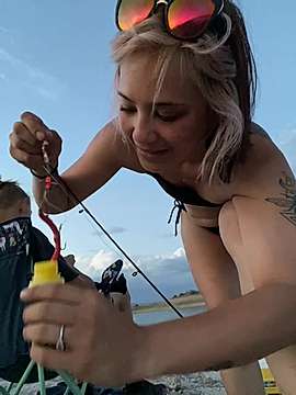 AmyJhoe naked stripping on cam for live sex video chat