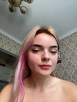 Bazuka_W naked stripping on cam for live sex video chat