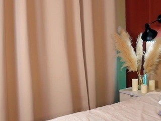 CandyJenny naked in her Live Sex Chat