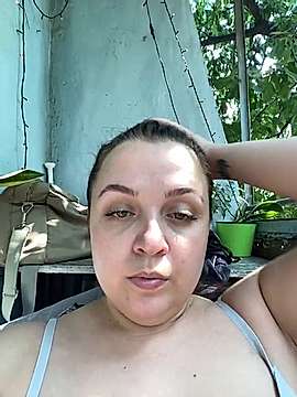 divine_taste naked stripping on cam for live sex video chat