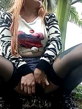 ESTRELLA_666 naked stripping on cam for live sex video chat