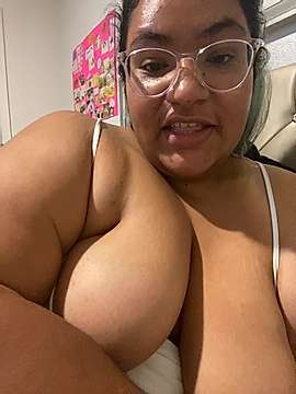niicky420bby naked stripping on cam for live sex video chat
