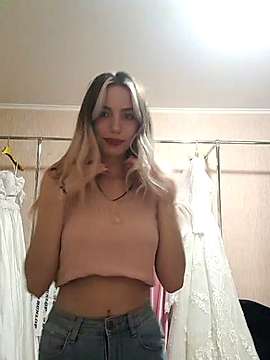 Red__Daimon naked stripping on cam for live sex video chat