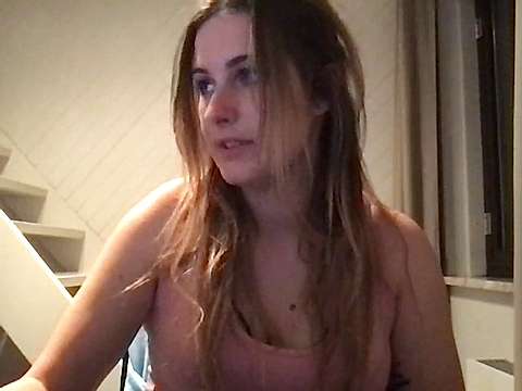 scarsenvy naked stripping on cam for live sex video chat