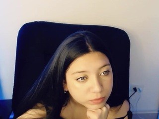 susan-molly naked in her Live Sex Chat
