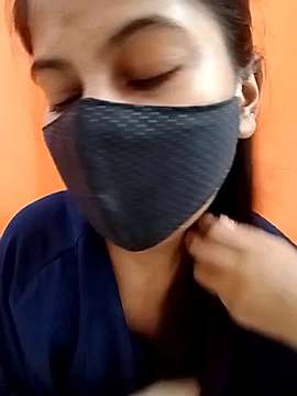 SweetZoya naked stripping on cam for live sex video chat