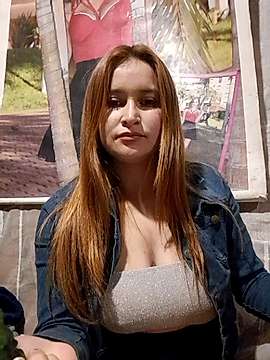 taizaa naked stripping on cam for live sex video chat