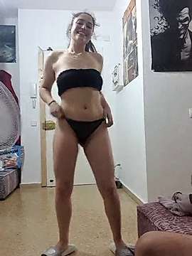 XAlisonfoxxx naked stripping on cam for live sex video chat