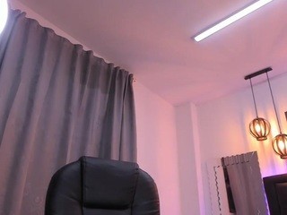 antonella-rosss naked in her Live Sex Chat