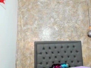 Ashley-Reed2 naked in her Live Sex Chat