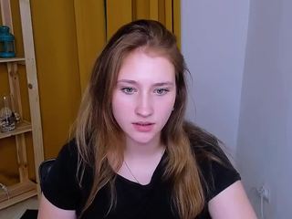 BarbaraSim naked in her Live Sex Chat