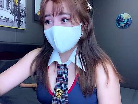 ChUbBy200 naked stripping on cam for live sex video chat