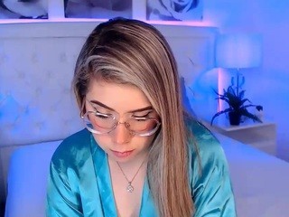 hanna-foxxy naked in her Live Sex Chat